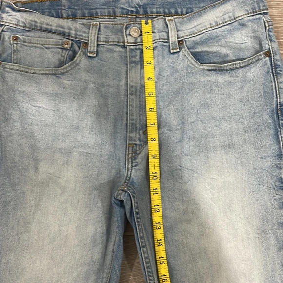 Levi’s 514 Straight Fit Men’s Medium Wash Denim Jeans W36 L30 - Picture 3 of 14